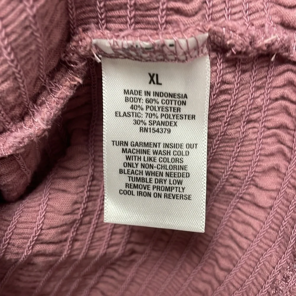 Aéropostale Dark Pink Dusty Rose Off the Shoulder Smocked XL Junior’s Top